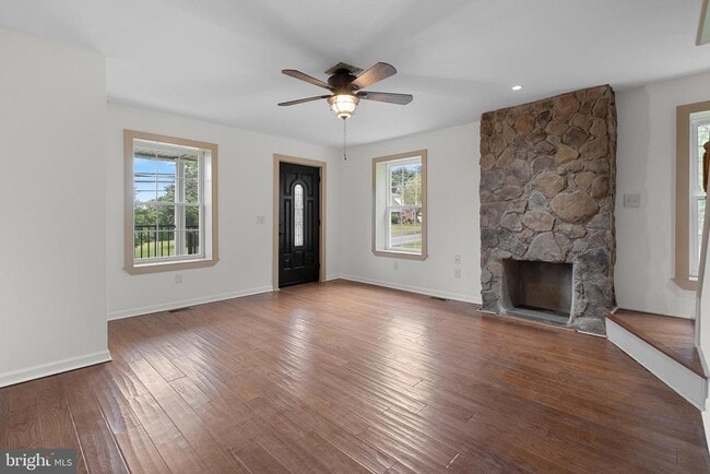 Photo - 2504 Swamp Pike