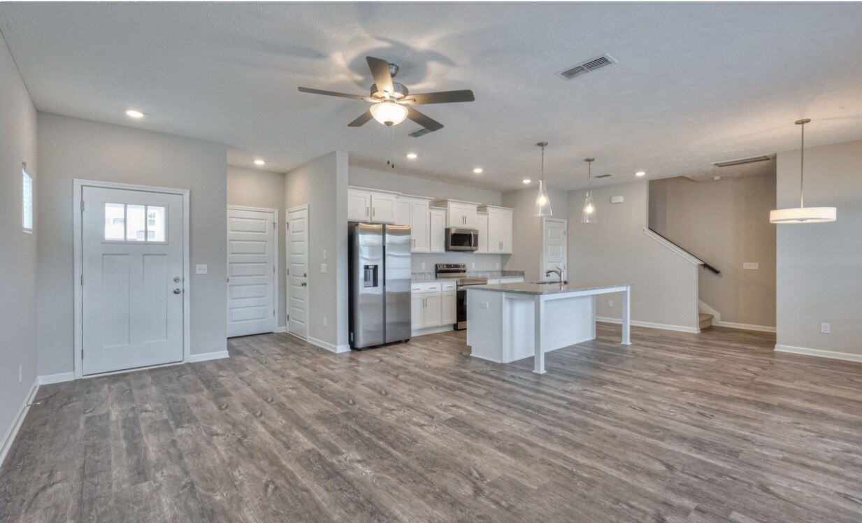 Photo - 1844 Bethpage Dr