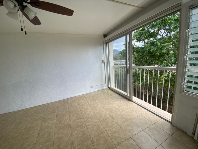 Photo - Makaha Surfside Studio Unit C445