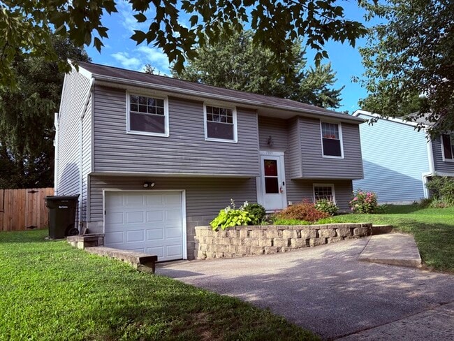 Building Photo - Charming 3 beds 2 baths in Columbus! Rental