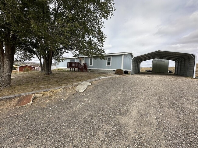 Building Photo - 360 Trescartes Ave