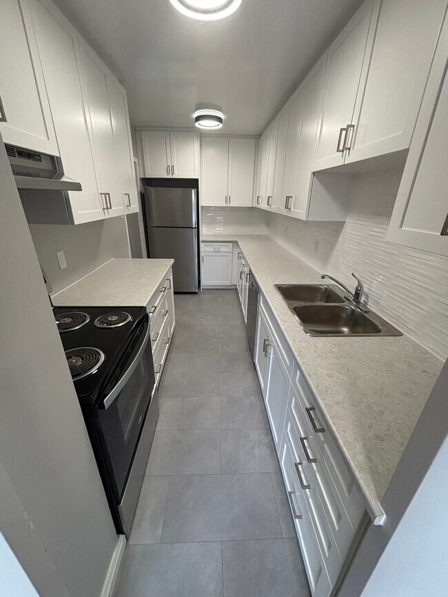 Photo - 1061 Queen's Blvd Unit 502