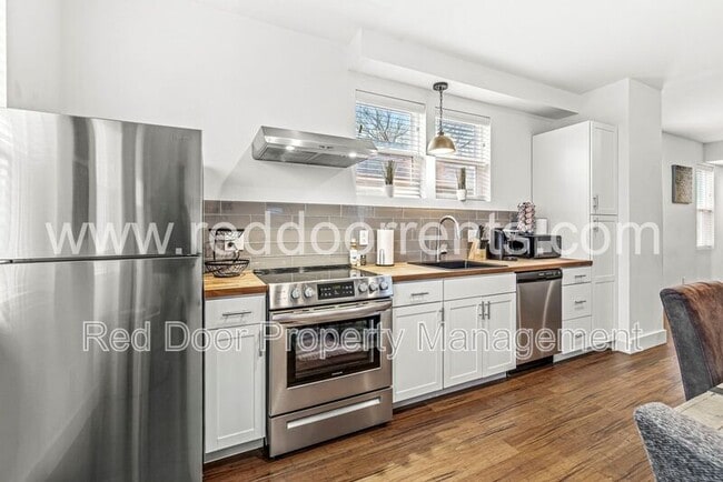 Photo - 1619 N Tacoma Ave