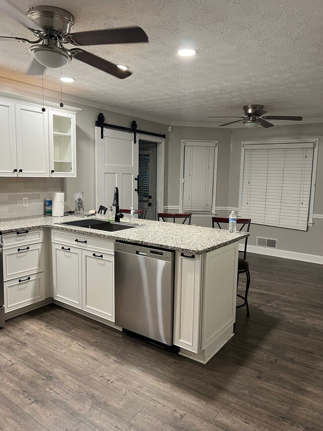 Photo - 1105 Sweetwater Cir Unidad A