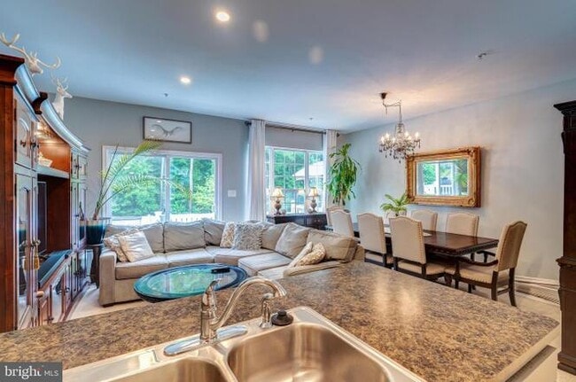 Photo - 21298 Bethmill Way