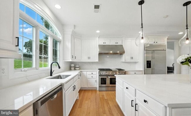 Photo - 6634 Brawner St