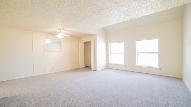 Photo - Wildwood Apartments