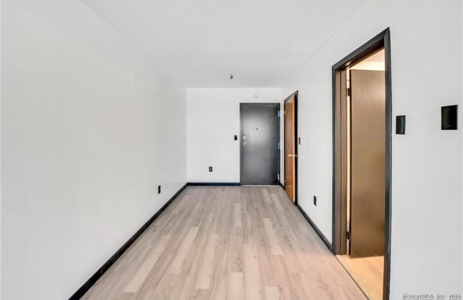 Photo - 1660 E Main St Condo Unit 5L