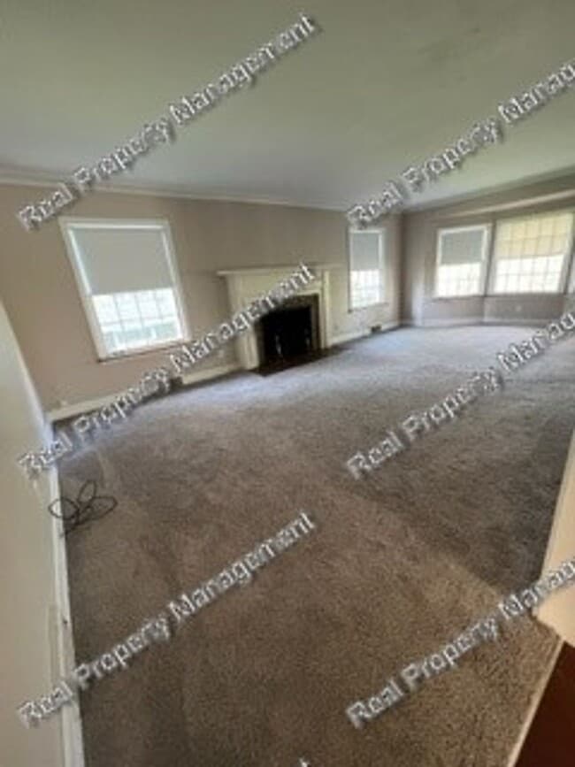 141 N Grant St
