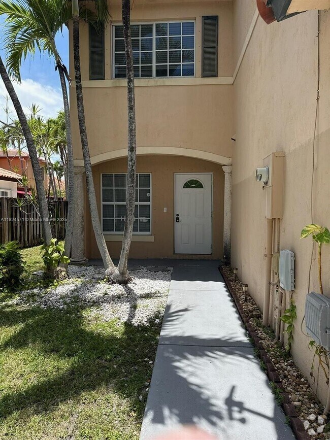 Building Photo - 3908 SW 152nd Ct Rental