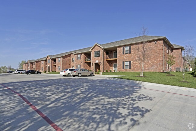 Photo - Woodfield Park Apartments
