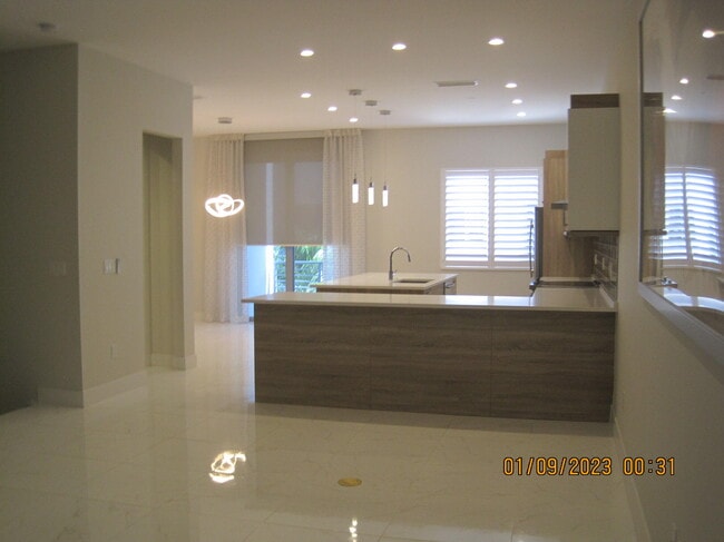 Photo - 4033 NW 17th Way