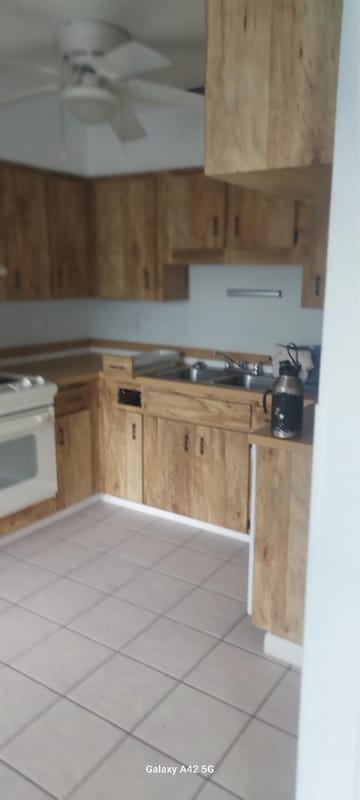 Photo - 2039 Woodbridge Ln