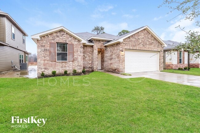 Photo - 14755 Country Club Dr