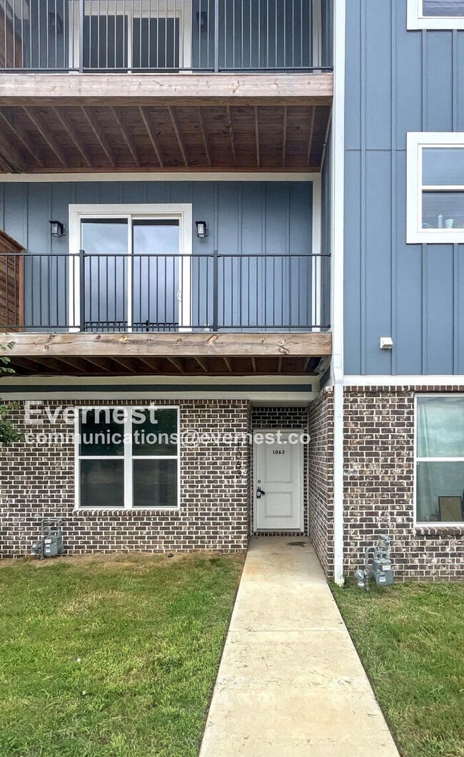 Building Photo - 1063 Montague Pl Rental