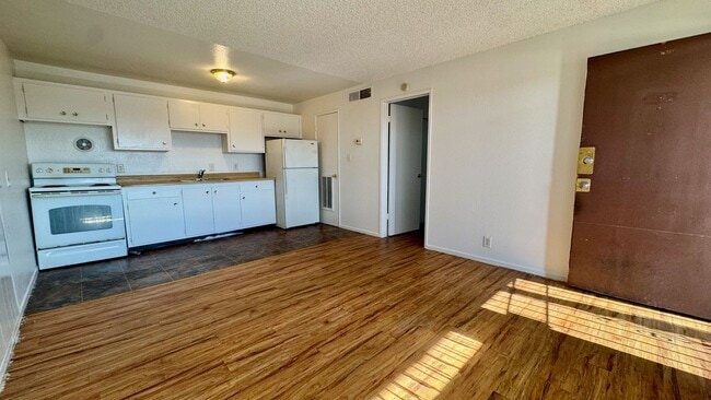Photo - Move-in ready 1-bedroom condo Unit 27