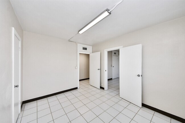 Photo - 2919 Canal St