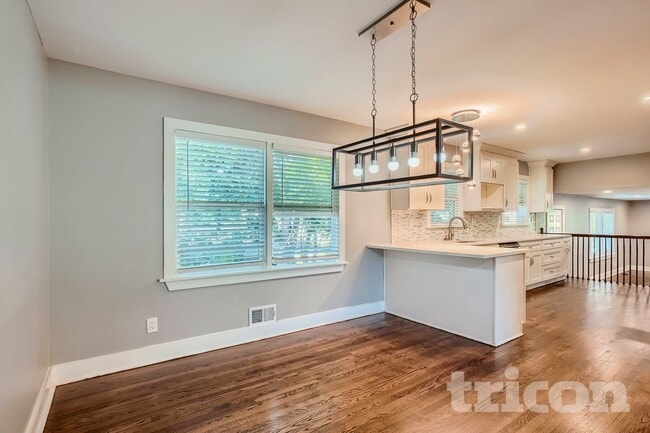 Photo - 2241 Wallingford Dr