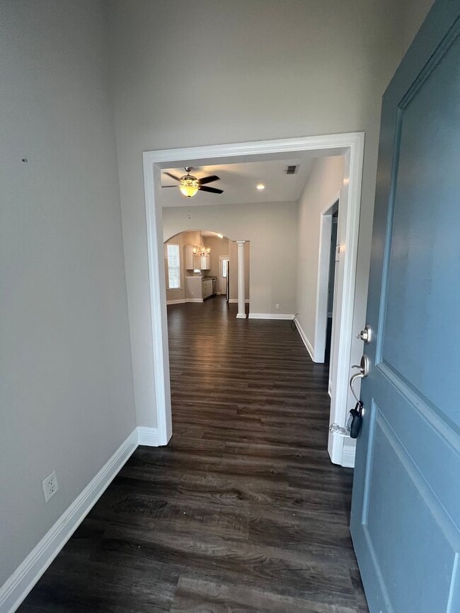 Photo - Charming 3/2 Home in Great Neighborhood