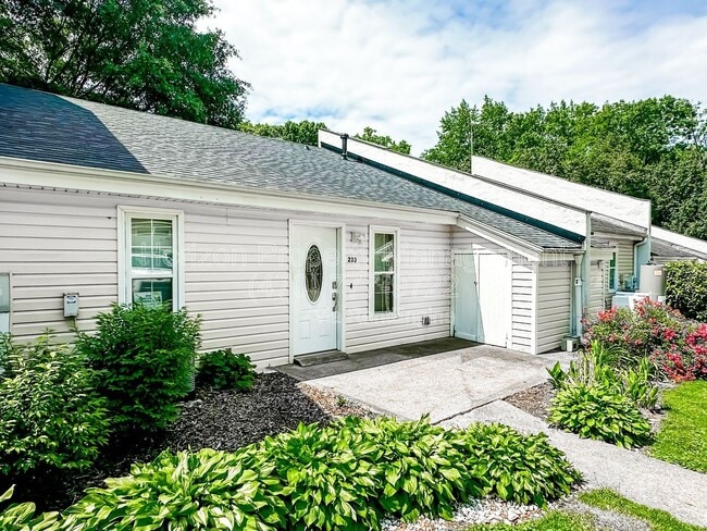 Building Photo - 233 Goshen Ln