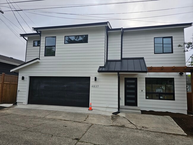 Photo - 4837 50th Ave SW