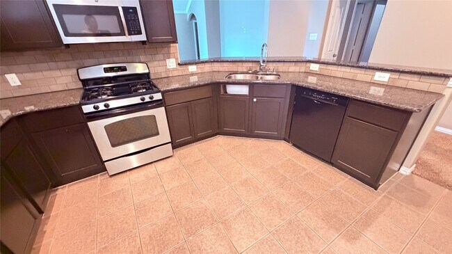 Photo - 16627 Fiesta Rose Ct