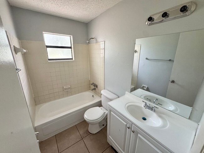 Photo - 911 N Iowa Ave Unit 911 N Iowa Ave Apartment 2