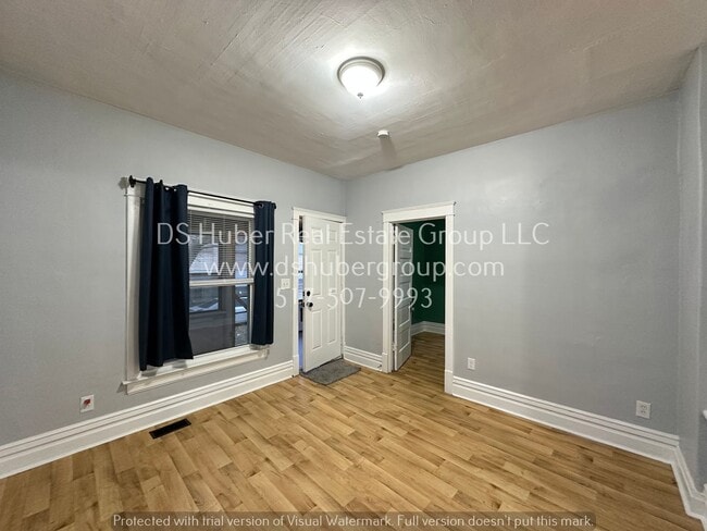 Photo - 515 S Hosmer St