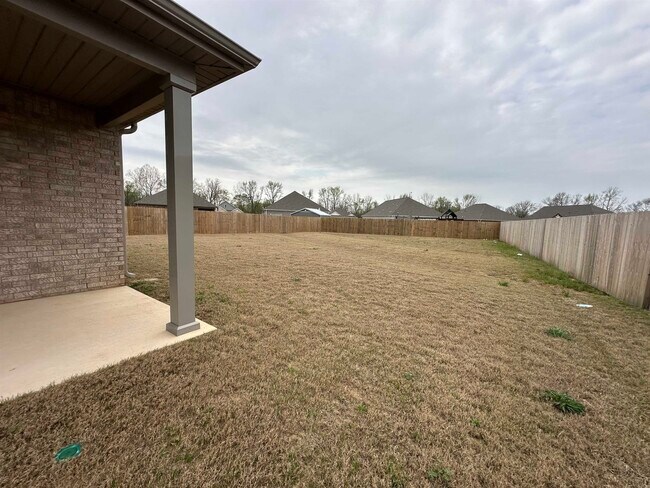 Photo - 90 GREEK FALL Dr