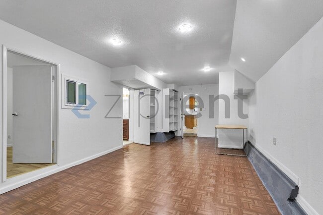 Photo - 1578 43rd Ave
