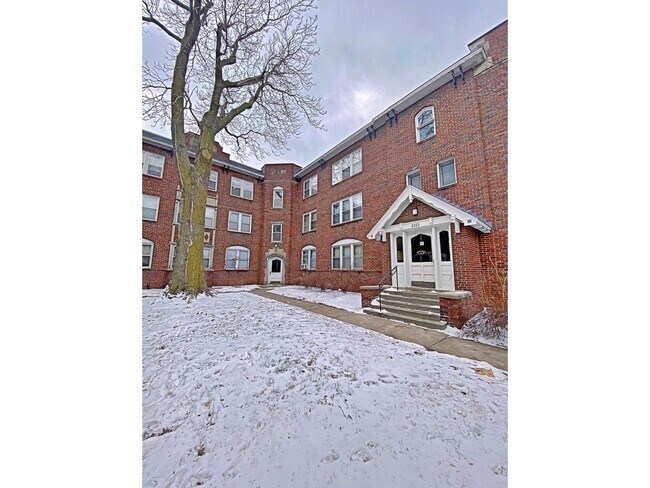 Jones Ansonia Apartments