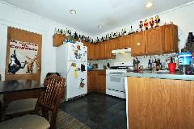 Photo - BU West Campus - Renovated Allston 4 Bed on Gardner St for September 1st, 2026