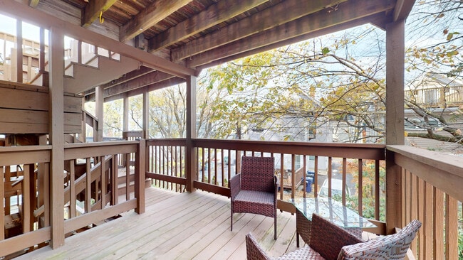 Photo - 22 Hews St Unit 2