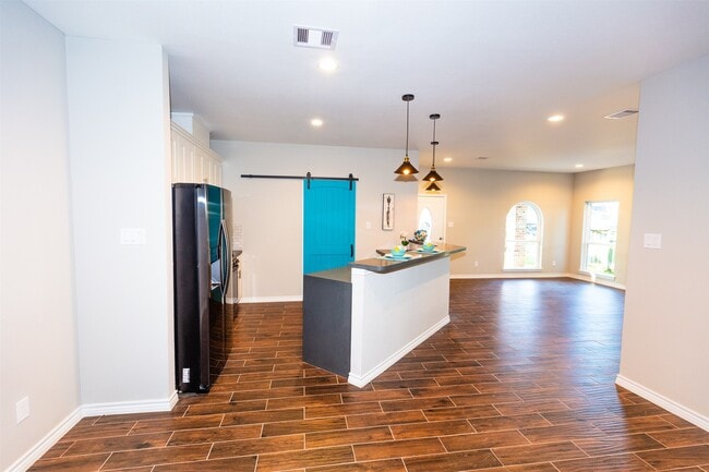 Photo - 507 E Foley St