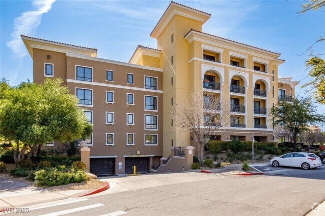 Building Photo - 29 Montelago Blvd Unit 318 Rental