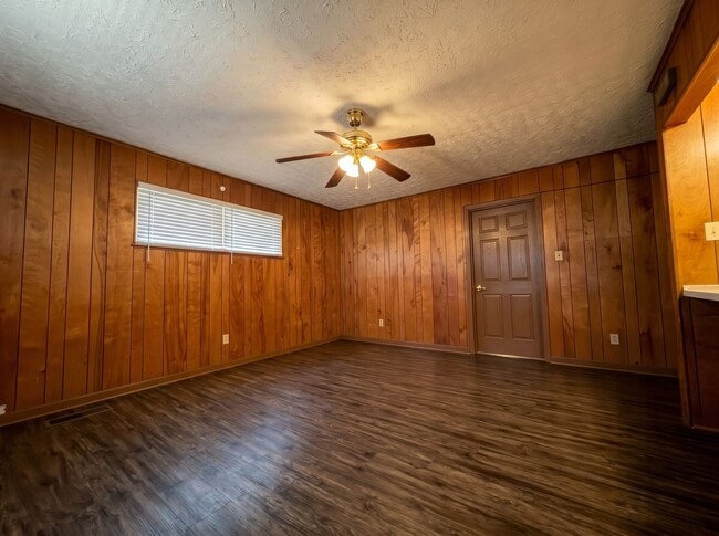 Photo - 1936 Frisco Ave