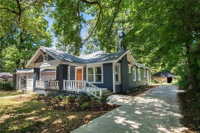 Photo - 943 Rose Cir SW