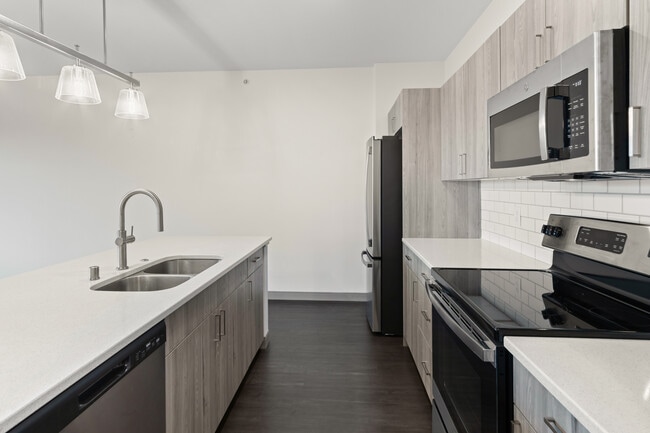 Photo - 2420 E Capitol Dr Unit 410