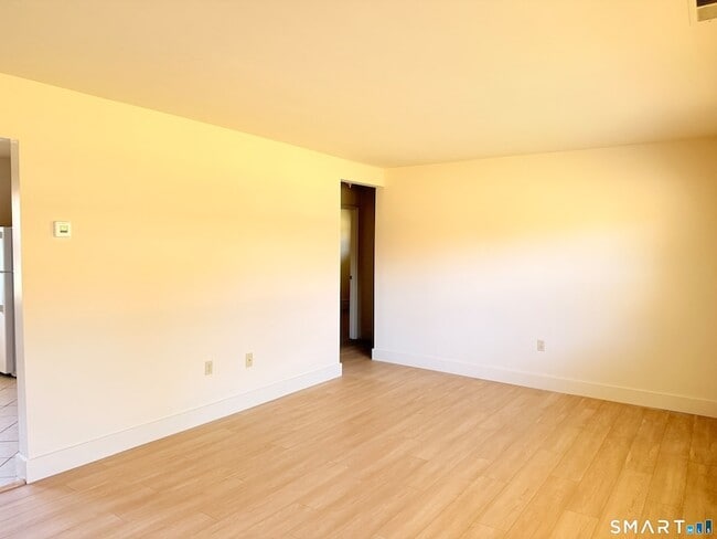 44 Montoya Cir
