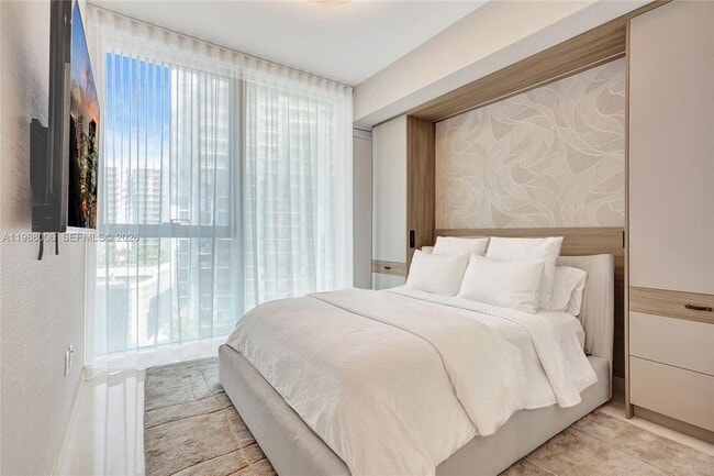 Photo - 300 Biscayne Blvd Way Unit 1808w