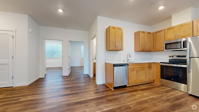 3BR, 2BA, - 1000SF