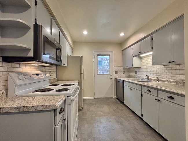 Photo - 1309 E 30th Ave Unit 1