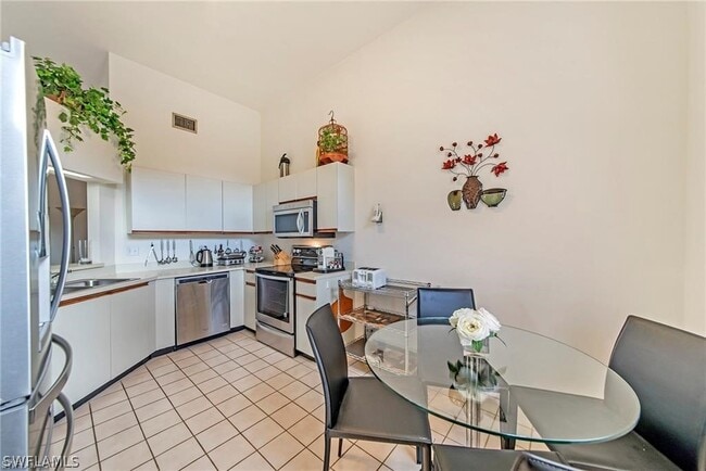 Photo - 643 Beachwalk Cir Unidad D-202