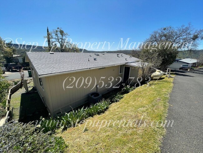 Photo - 3 Bedroom 2 Bath Manufactured Home With Wa...