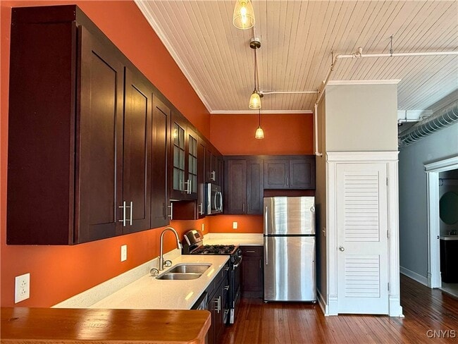 Photo - 205 E Jefferson St