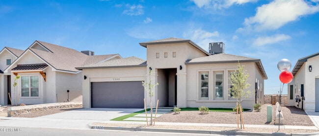 Photo - 1800 Dana Gray St