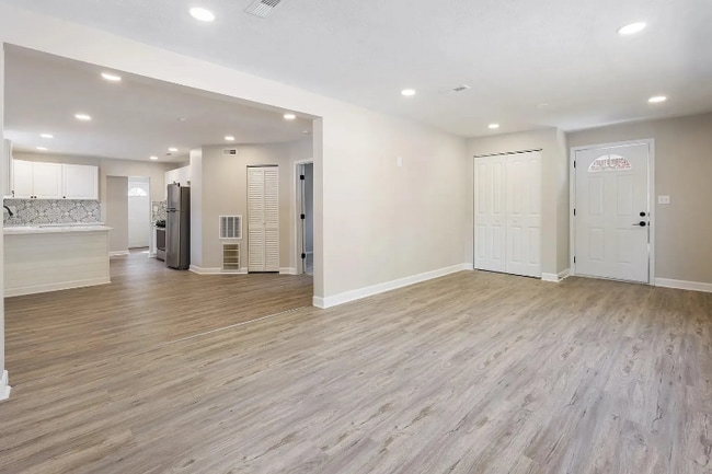 Photo - 1811 Cherry St