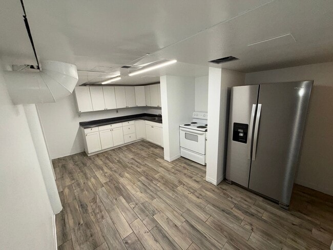 Photo - 17A N Main St