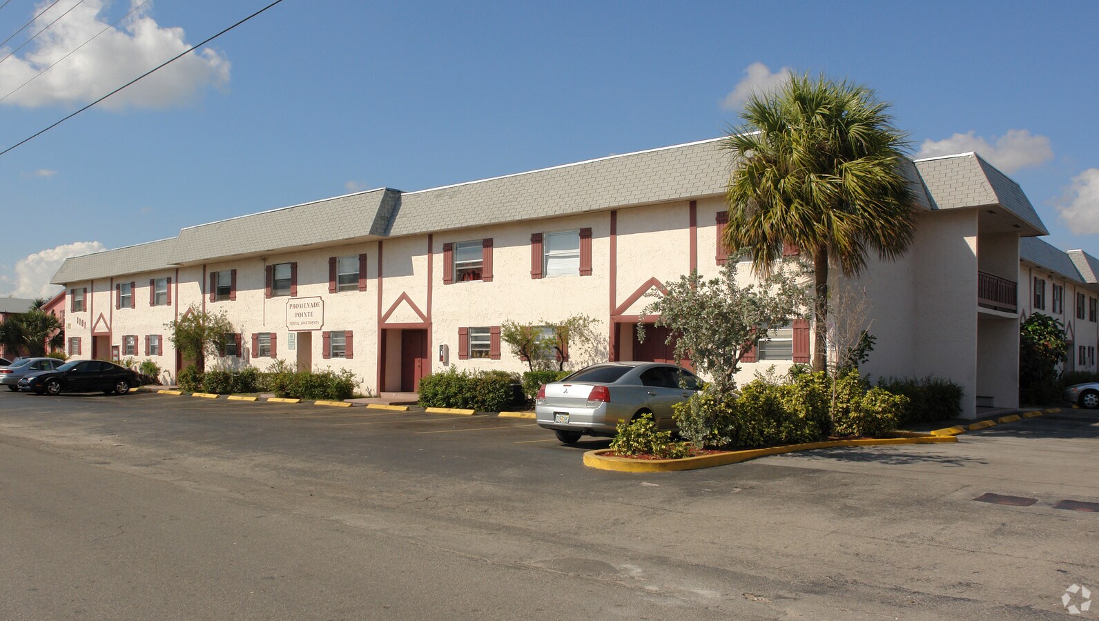 Promenade Pointe Apartments - Promenade Pointe Apartments