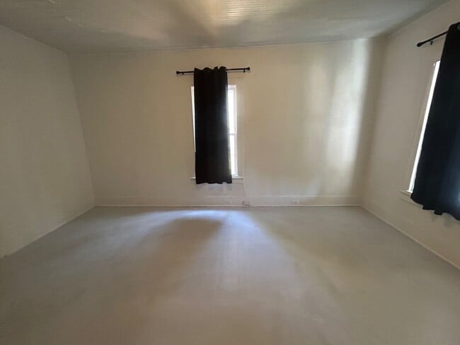 Photo - 110 Huger St